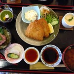 魚まん - アジフライ定食、ネギトロミニ丼