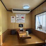 地鶏中華そば 祥秀 - 内観