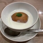 指宿ロイヤルホテル - 季節のフルーツ、冷やし汁粉
