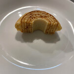 パティスリー ザ･エレン 昭和町本店 - 半分