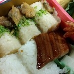 新横浜旬菜 - 深川めしの俵型のご飯