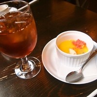 ダニエルズ - たっぷり前菜と生パスタのランチ（アイスティ＆特製パンナコッタ）