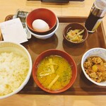 すき家 - 牛たま朝食　並　420円