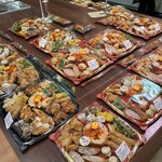 お弁当のヒライ - 半額だらけです。