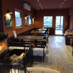 足羽山 ATARASHIYA - 店内