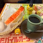 コメダ珈琲店 - 料理写真:アメリカン540円+トーストモーニング(無料サービス)