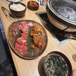 大衆焼肉 かの助 - 