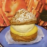 ザ・ペニンシュラ ブティック＆カフェ - シュークリーム