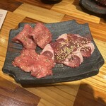 炭火焼ホルモン ぐう 五反田 - 