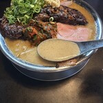 RAMEN HITONI YASASHIKU - 【葱みそ＝スープ】