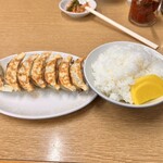ラーメン 天 - Bセット（ラーメン(大盛)、ライス、餃子（7コ入））1,050円