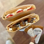 オザキクレープ - ・ホントノチョコ いちご ホイップ＋アーモンド
      ・おいも キャラメル ホイップ