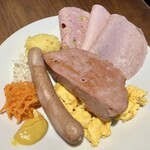 ドイツ国家認定食肉加工マイスターの店 AkitaHam. - ランチセットの盛り合わせ