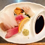 居酒屋 味平 - 『刺身盛合わせ（一人前）』②