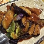 北京ダック専門店 中国茶房8 - ピーマン、茄子、ジャガイモ炒め