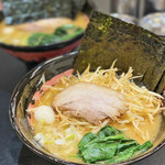 ラーメン松壱家 - 料理写真:醤油豚骨＋辛ネギ