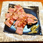 酒場ダイニング芳〜HANA〜 - 『ローストビーフ』