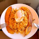 Mai Alina - マハディート・デ・カルネ(焼きバナナをそえたピラフ)