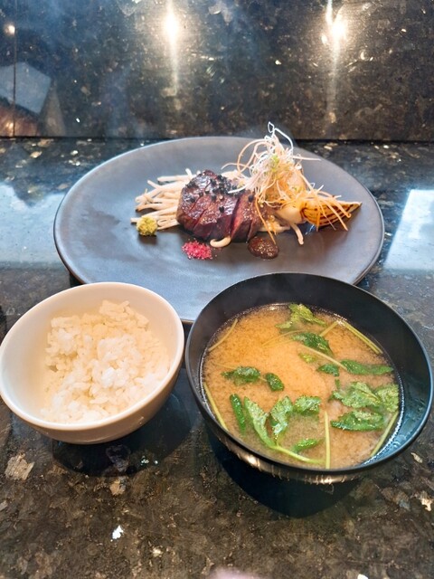 TEPPANYAKI 10 FUKUOKA （テッパンヤキ テン フクオカ）のご予約
