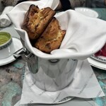 Tiffany Blue Box Café - 