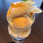 農園のカフェ厨房 トネリコ - 料理写真:ラフランスのパフェ