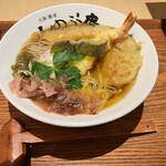 しのぶ庵 - 料理写真:晦日そば