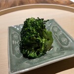温石 - 朝採れのブロッコリー、ごま油