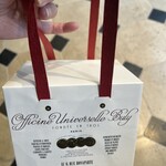 LE CAFE DE L'Officine Universelle Buly - ケーキ持ち帰りにしたら可愛い箱に入れてくれた