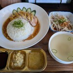 卯食 - 海南鶏飯