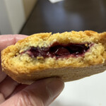 メゾン・ダーニ シロカネ - ガトーバスク、黒さくらんぼジャムが旨し