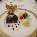 綱町三井倶楽部 - 2014クリスマスデザートの盛り合わせ