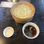 かねぎん坂野 - 料理写真:たらいうどん