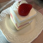 京橋千疋屋 フルーツパーラー - 料理写真:苺のショートケーキ