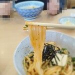 自家製うどん たいら - わりと細めのうどんで提供