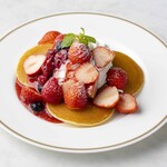 コロンバン - 料理写真:三ツ間農園いちごのパンケーキセット