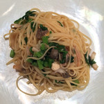 GENEROSO - 鳥取県賀露産赤バイ貝とワサビ菜の“バベッティーニ”