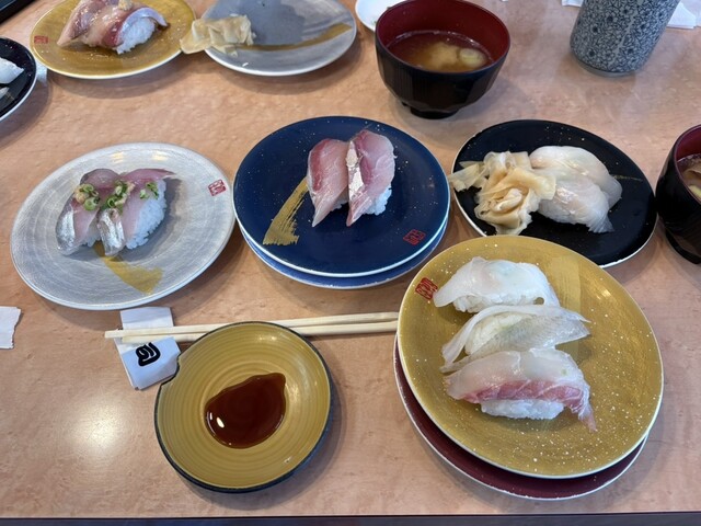 丸寿司 関屋店 （まるずし） - 関屋/回転寿司 | 食べログ