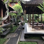 Nasi Ayam Kedewatan Ibu Mangku - Ubud (Pusat) - 