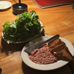 カルネジーオ イースト - 