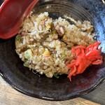 喜多方らーめん 一平 - 食べかけの半チャーハン　濃いめの味付けです。