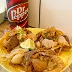 タコストリート - カルニタス3個＆ドクターペッパー