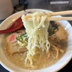 喜多方らーめん 一平 - 今日の麺は少し茹で過ぎ。
