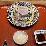 温石 - 〈お造り②〉ハタ（焼津産）