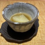 Yd'or - 愛媛藤本さんが神経締めした鯛と大根のポトフ