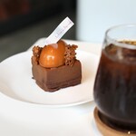 ラ・ローズ・ジャポネ - キャラメルショコラ