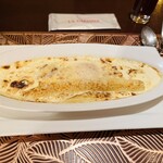 トラットリア・ラ・カパンナ - ホワイトアスパラと卵のオーブン焼き