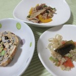 カフェ あぷりこっと  - 食事メニューに付く小鉢