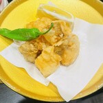 八金 - マンボウ唐揚げ