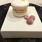 アールモンゼンキョウト - 