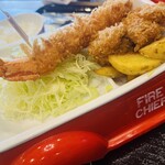 かつ榮 - お子様でこのエビの大きさ…すごい！！